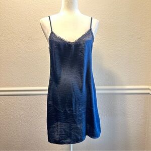 Hollister 100% Polyester Navy Blue W Black Lace Trimmings. Size M